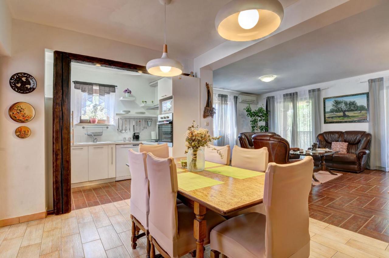 Apartments Babic Фажана Экстерьер фото
