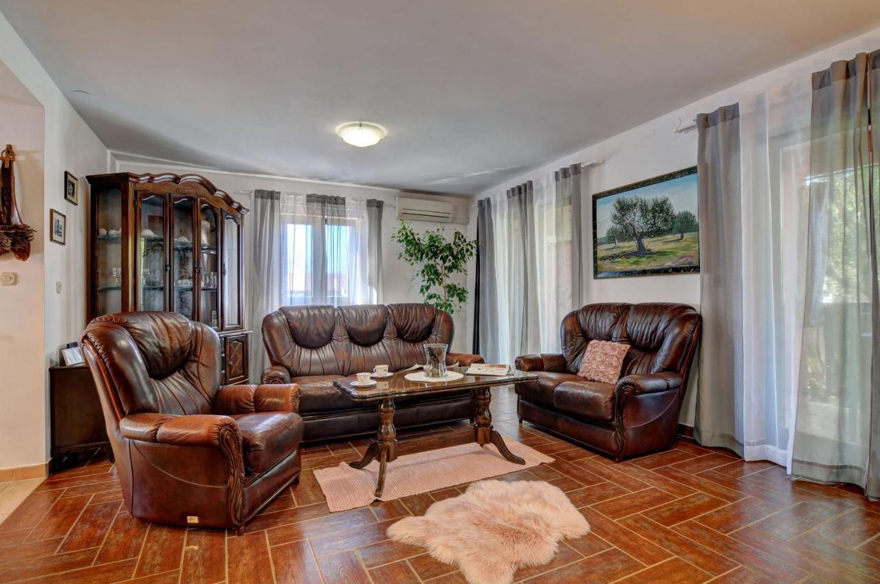Apartments Babic Фажана Экстерьер фото