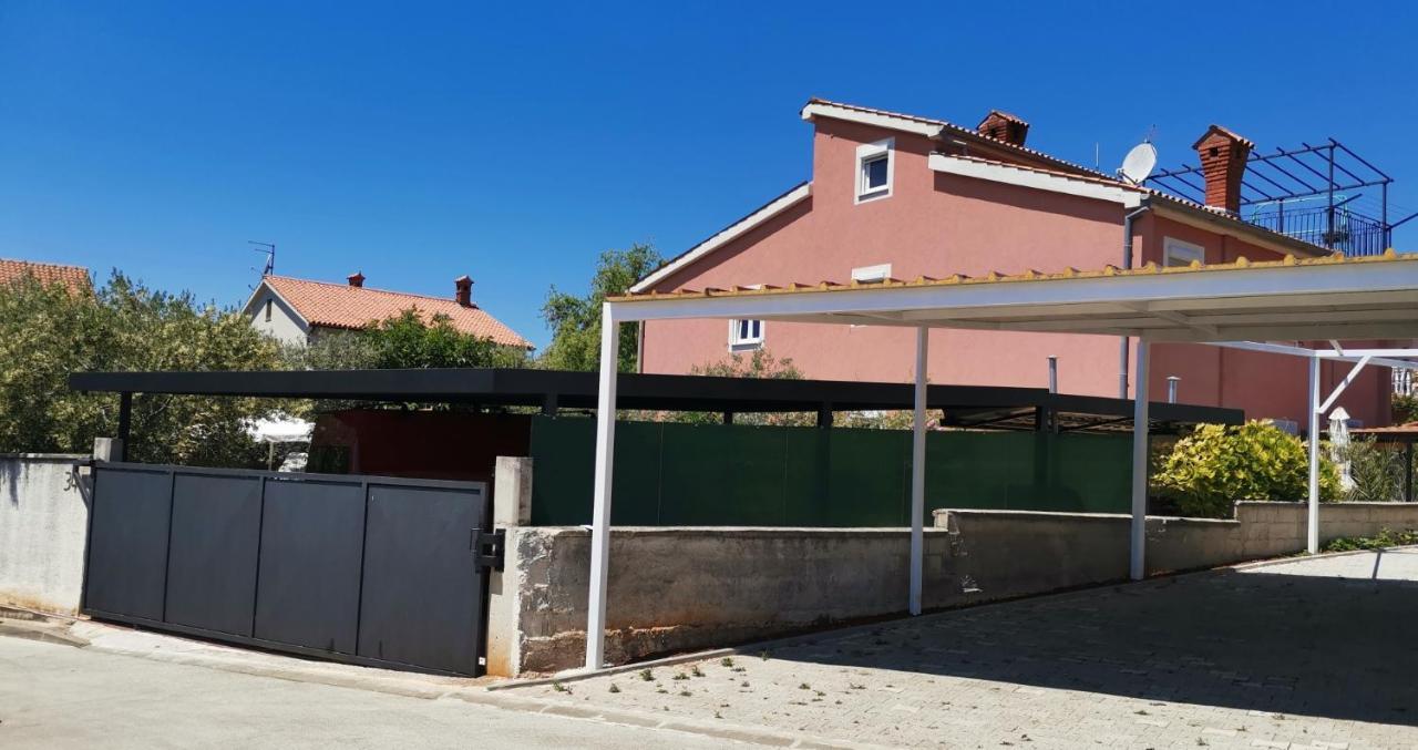Apartments Babic Фажана Экстерьер фото